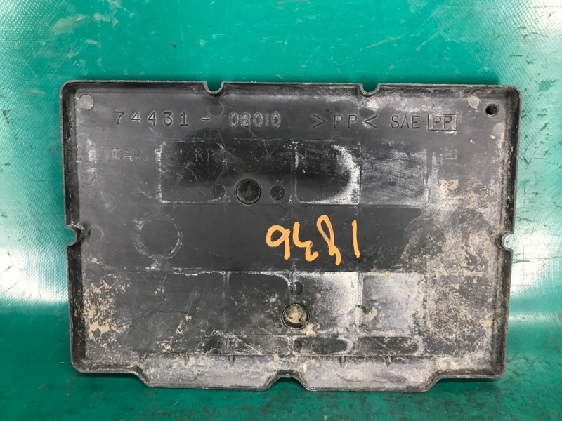 Полка аккумулятора TOYOTA SOLARA 03-09 2006 Кабриолет 3.3 3MZ-FE 74431-08010 Б/У