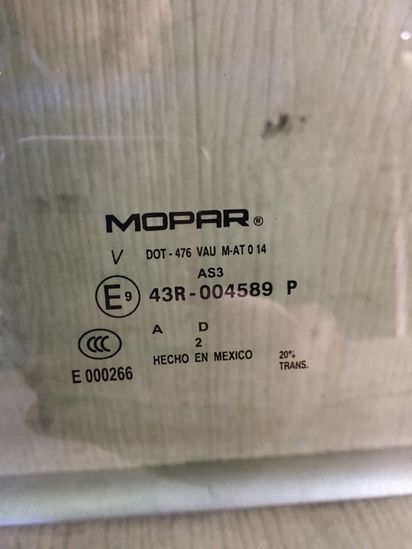 Стекло двери заднее левое DODGE JOURNEY 08-20