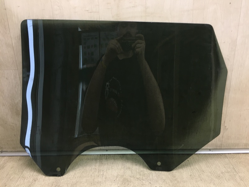 Стекло двери заднее левое JOURNEY 08-20