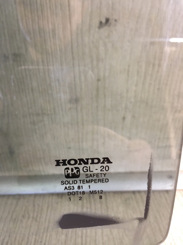 Стекло двери заднее левое MDX (YD1) 00-06 2002 Внедорожник 3.5