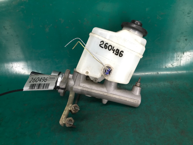 Главный тормозной цилиндр TOYOTA SOLARA 03-09 2006 Кабриолет 3.3 3MZ-FE 47201-33230 Б/У