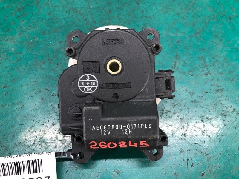 Моторчик заслонки печки CAMRY 40 06-11 2008 Седан 2.4 2AZFE Моторчик заслонки печки CAMRY 40 06-11 2008 Седан 2.4 2AZFE