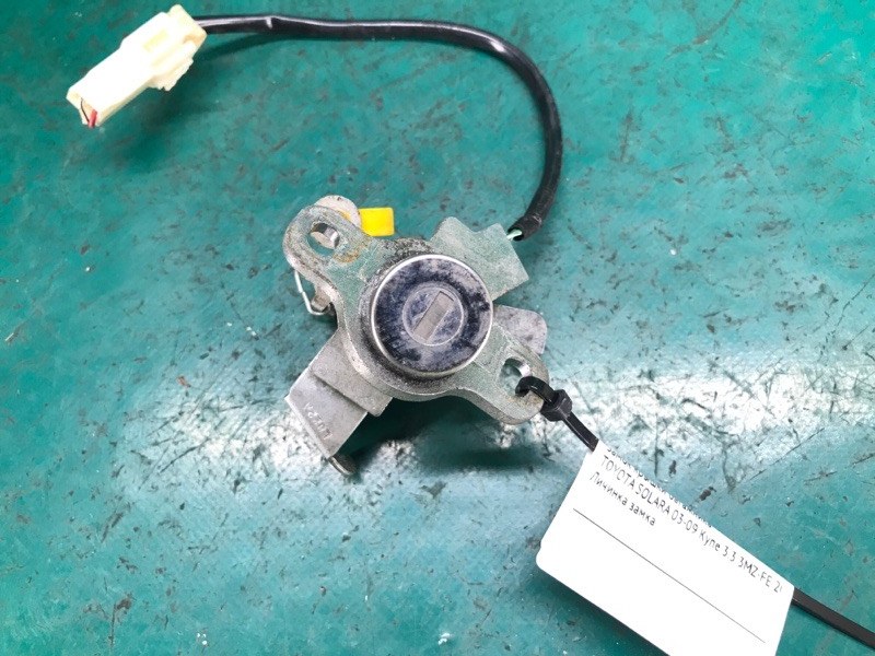 Замок крышки багажника TOYOTA SOLARA 03-09 2006 Кабриолет 3.3 3MZ-FE 69053-AA010 Б/У