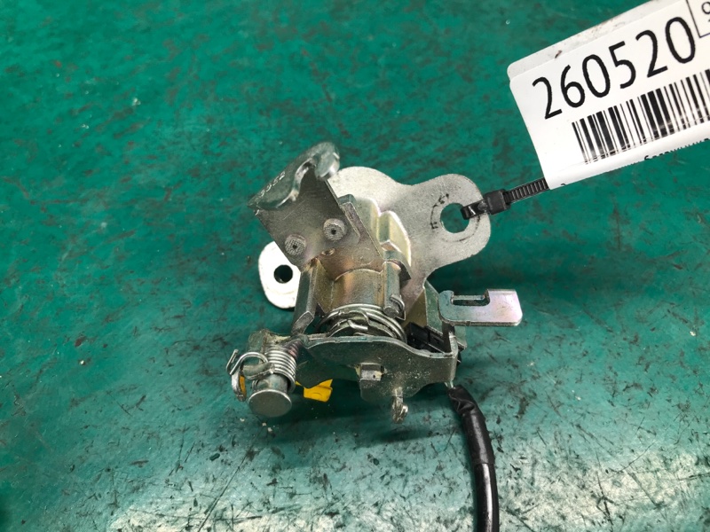 Замок крышки багажника SOLARA 03-09 2006 Кабриолет 3.3 3MZ-FE