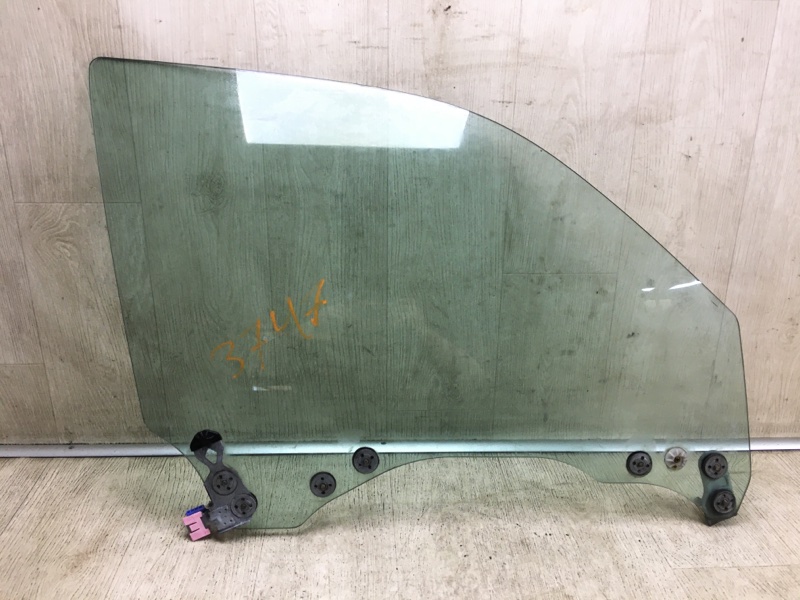 Стекло двери переднее правое SUBARU FORESTER SG 02-07 2003 Внедорожник 2.5 EJ251 61011SA000 Б/У