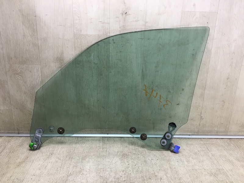 Стекло двери переднее правое FORESTER SG 02-07 2003 Внедорожник 2.5 EJ251