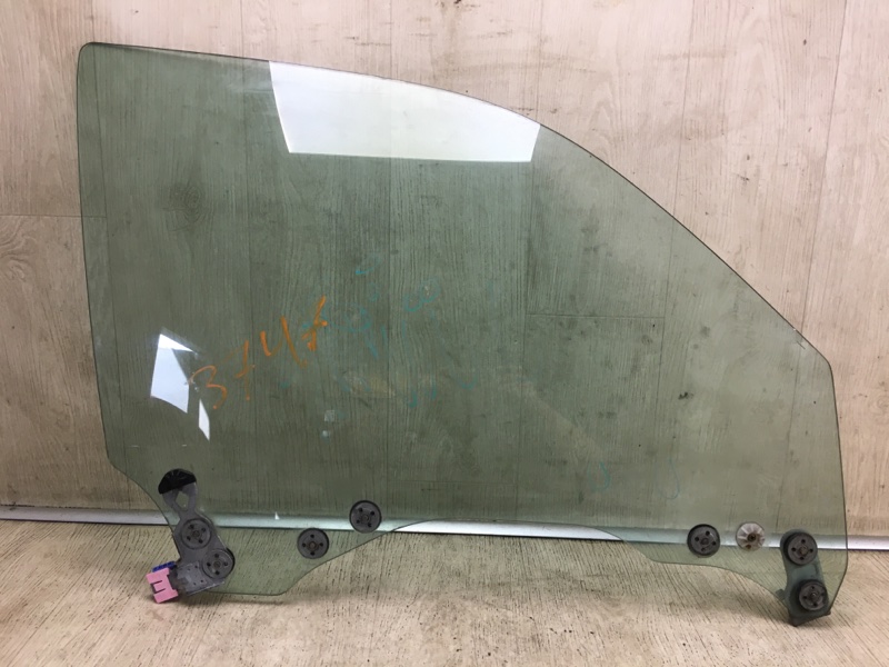 Стекло двери переднее правое FORESTER SG 02-07 2003 Внедорожник 2.5 EJ251