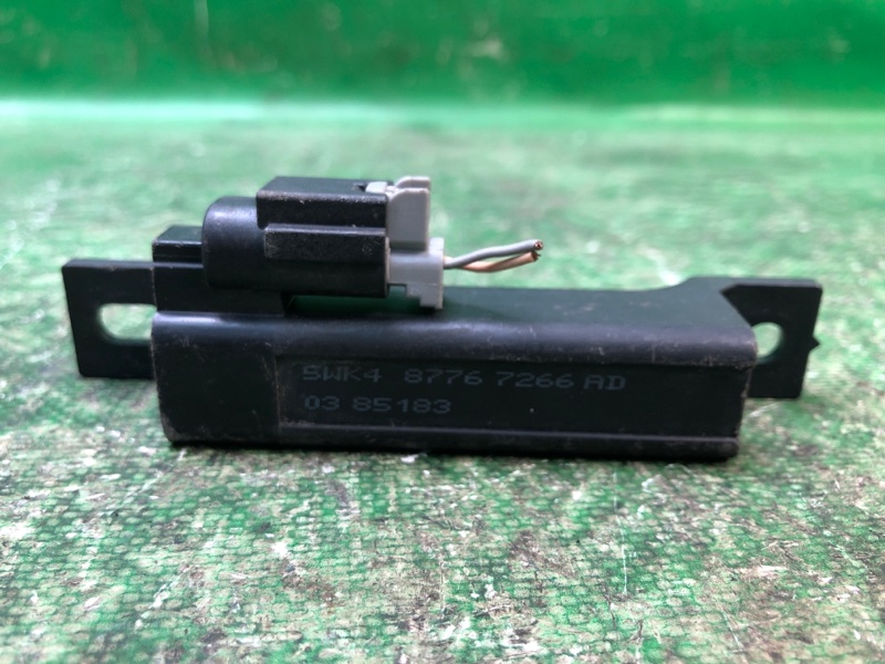 Антенна INFINITI Q60 16-20 285E5-JK60A Б/У