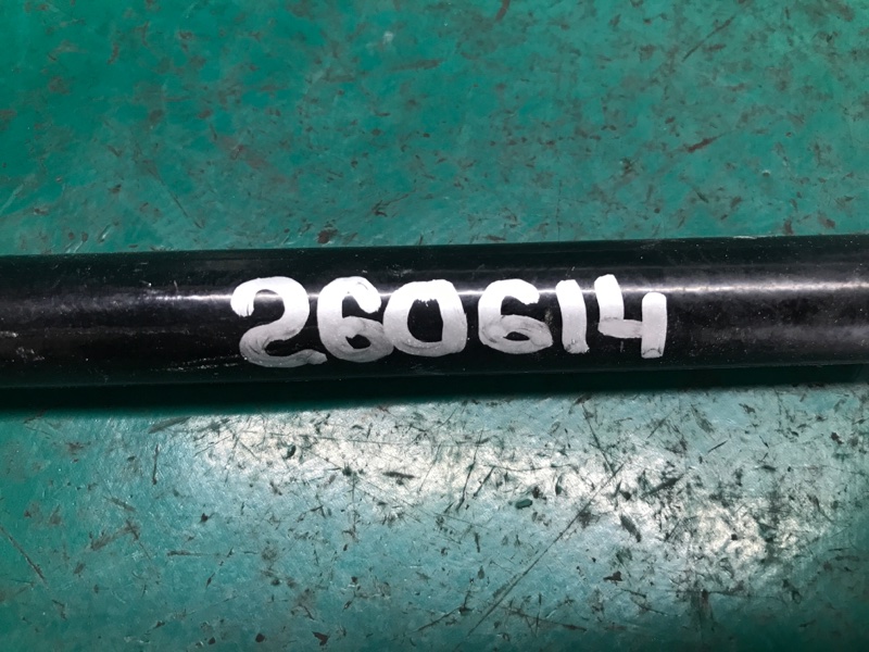 Амортизатор капота правый SOUL PS 13-19 2016 PS 2.0 G4NC Амортизатор капота правый SOUL PS 13-19 2016 PS 2.0 G4NC