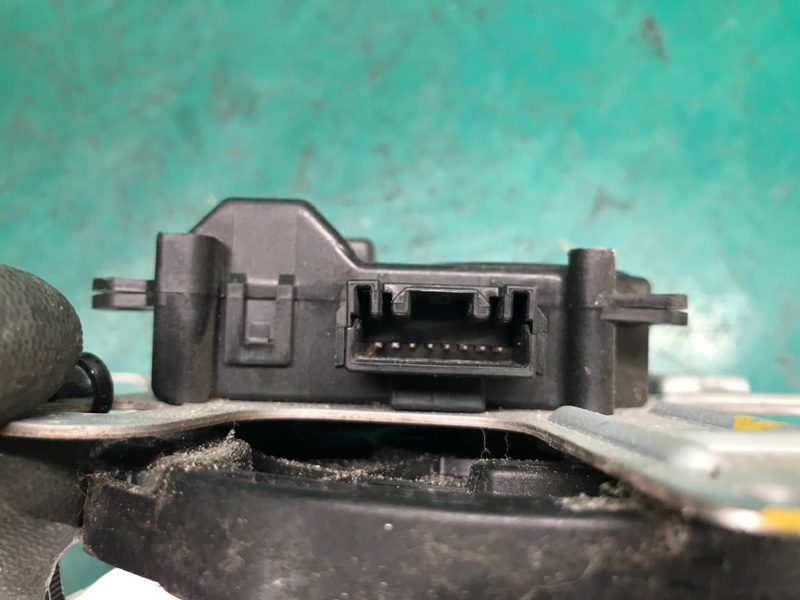 Моторчик заслонки печки CAMRY 30 02-06 2005 2.4 2AZFE Моторчик заслонки печки CAMRY 30 02-06 2005 2.4 2AZFE