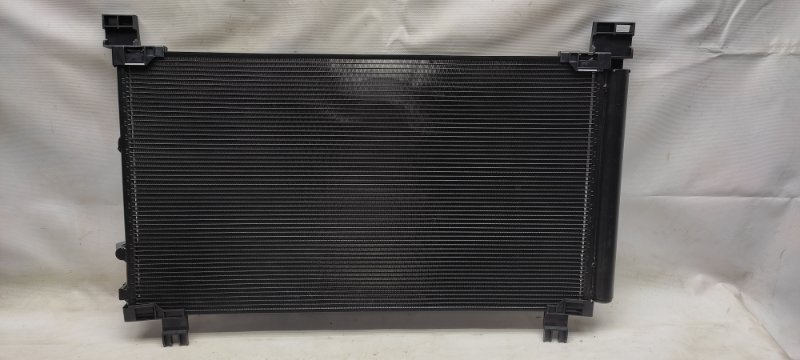 Радиатор кондиционера IS250/350 13-20 Радиатор кондиционера IS250/350 13-20