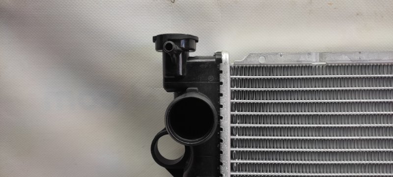 Радиатор основной TOYOTA 4RUNNER 02-09 UZN215