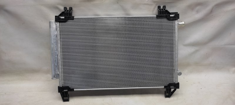 Радиатор кондиционера AURIS 13-18 Радиатор кондиционера AURIS 13-18