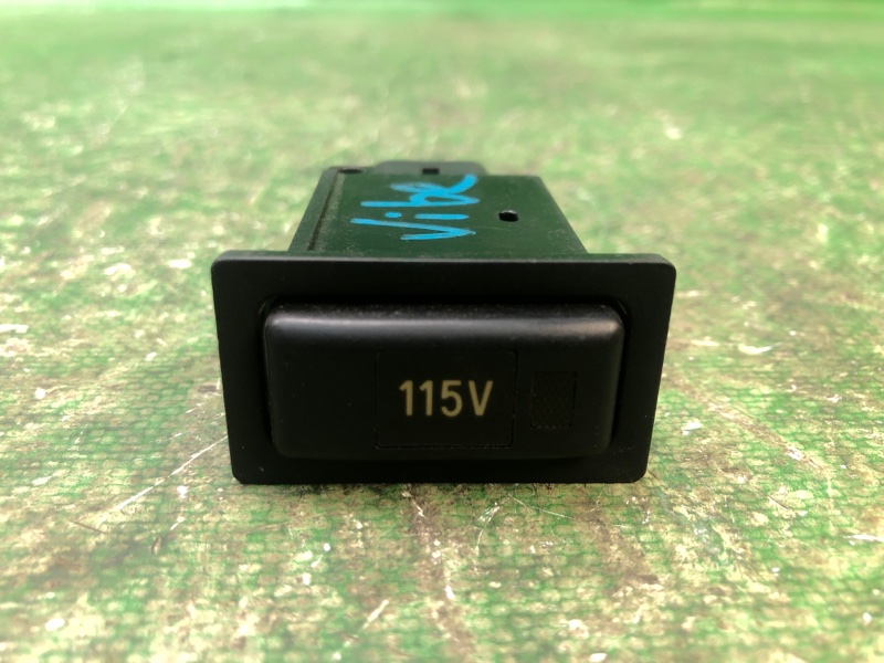 Запчасть кнопка TOYOTA MATRIX 02-08 84480-41020 Б/У Кнопка TOYOTA MATRIX 02-08 84480-41020 Б/У