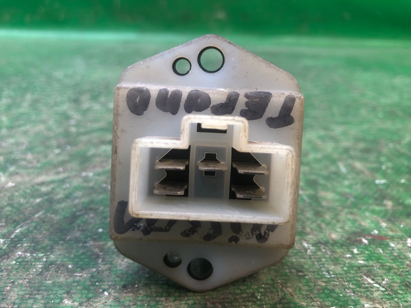 Резистор печки TERRANO 86-92