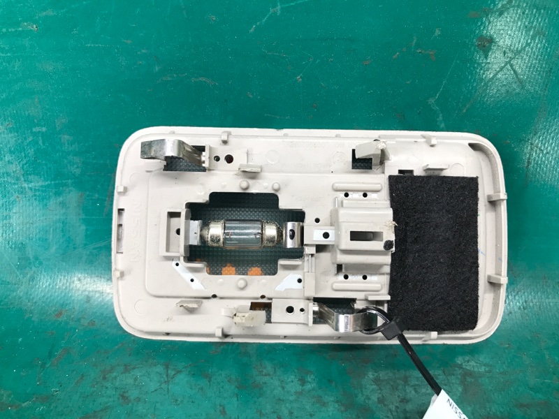 Плафон салона NISSAN SENTRA B17 12-21 Седан 1.8 MRA8DE