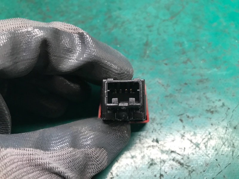 Кнопка аварийной сигнализации SENTRA B17 12-21 2015 Седан 1.8 MRA8DE