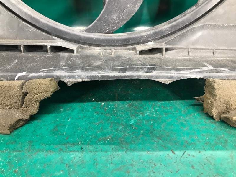 Диффузор вентилятора основного радиатора SENTRA B17 12-21 2015 Седан 1.8 MRA8DE