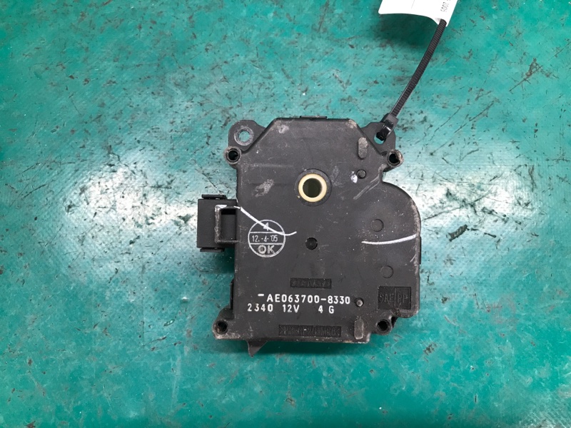 Моторчик заслонки печки TOYOTA CAMRY 30 02-06 2.4 2AZFE Моторчик заслонки печки TOYOTA CAMRY 30 02-06 2.4 2AZFE