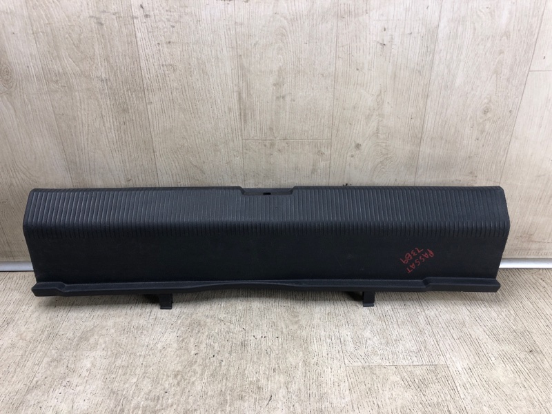 Накладка панели багажника внутренняя VOLKSWAGEN PASSAT B7 11-15 2014 A32 1.8 CPRA 561 863 459 Б/У