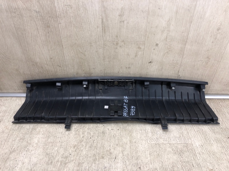 Накладка панели багажника внутренняя PASSAT B7 11-15 2014 A32 1.8 CPRA