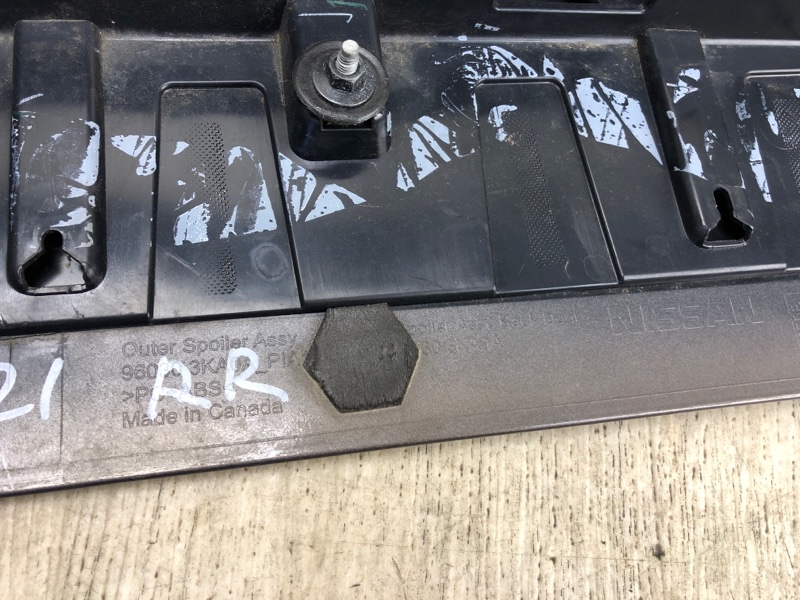 Спойлер крышки багажника PATHFINDER R52 12-21 2014 R52 3.5 VQ35DE Спойлер крышки багажника PATHFINDER R52 12-21 2014 R52 3.5 VQ35DE