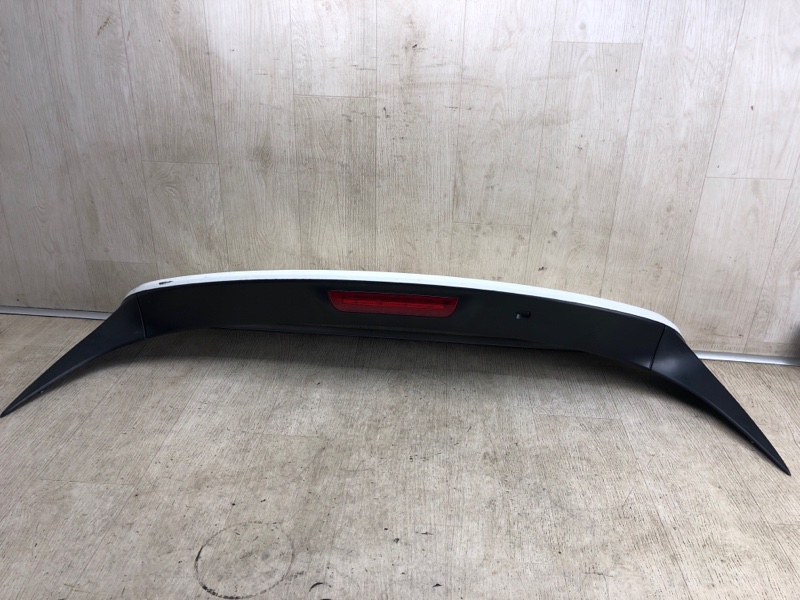 Спойлер крышки багажника PATHFINDER R52 12-21 2018 R52 3.5 VQ35DD