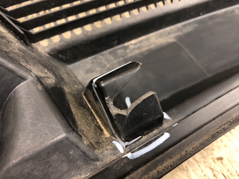 Пластик под лобовое стекло / Жабо PATRIOT 10-17 2012 MK74 2.4 ED3 Пластик под лобовое стекло / Жабо PATRIOT 10-17 2012 MK74 2.4 ED3