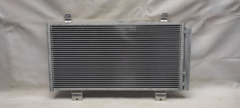 Радиатор кондиционера LEXUS IS250/350 05-13