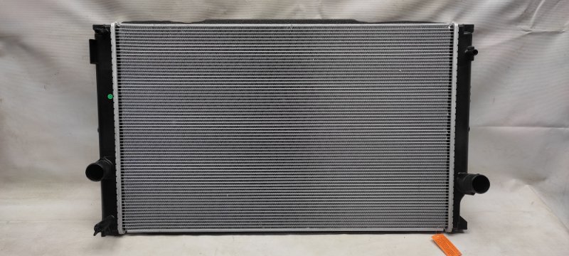 Радиатор основной LEXUS NX 14-21 16400-36100 новая