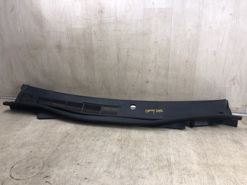 Пластик под лобовое стекло / Жабо CAMRY 55 14-17 2015 ASV50 2.5 2ARFE