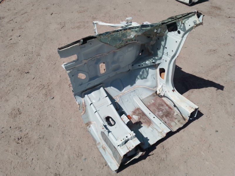 Четверть кузова передняя правый JUKE 10-19 2011 Внедорожник 1.6 MR16DDT