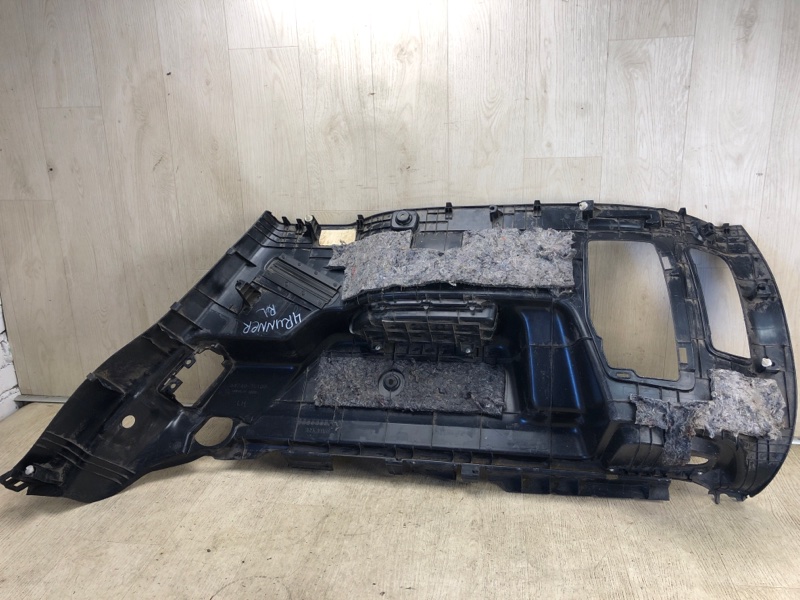 Обшивка багажника 4RUNNER 10-16 2016 GRN285 4.0 1GRFE Обшивка багажника 4RUNNER 10-16 2016 GRN285 4.0 1GRFE