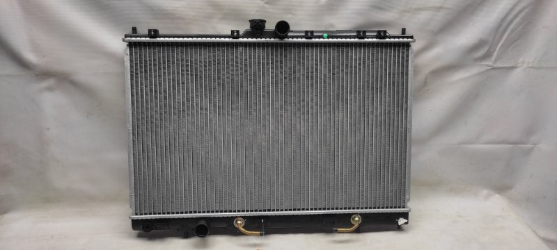 Запчасть радиатор основной MITSUBISHI OUTLANDER 03-07 MN180842 новая Радиатор основной MITSUBISHI OUTLANDER 03-07 MN180842 новая