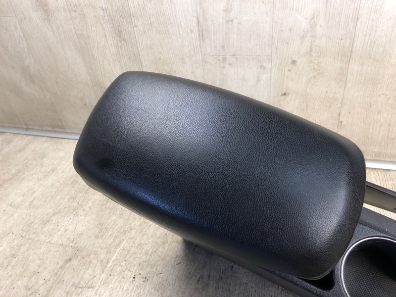 Консоль центральная ELANTRA MD 10-15 2013 MD 1.8 G4NB