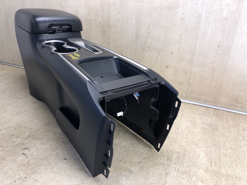 Консоль центральная NISSAN PATHFINDER R52 12-21 R52 3.5 VQ35DD