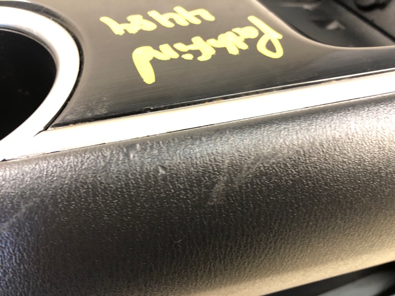 Консоль центральная PATHFINDER R52 12-21 2018 R52 3.5 VQ35DD