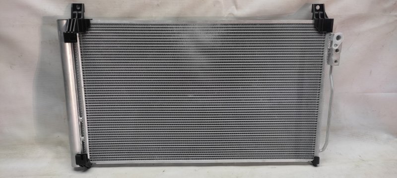 Запчасть радиатор кондиционера INFINITI Q50 15-20 92100-4GB0A новая Радиатор кондиционера INFINITI Q50 15-20 92100-4GB0A новая