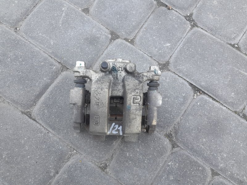 Суппорт тормозной задний правый INFINITI Q50 15-20 44001-1AA0A Б/У