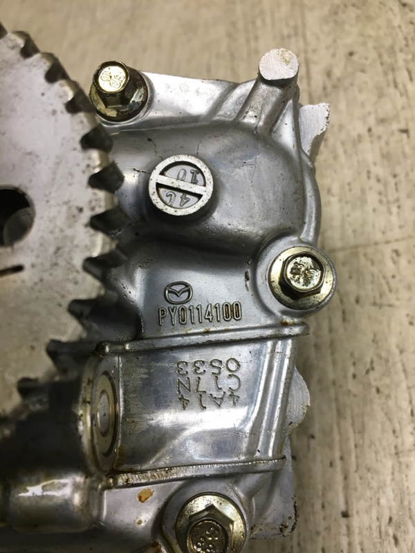 Масляный насос 6 GJ 12- 2015 GJ 2.5 PYY1 Масляный насос 6 GJ 12- 2015 GJ 2.5 PYY1