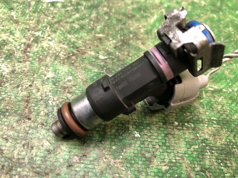 Форсунка топливная QX56 / TITAN / ARMADA 04-16