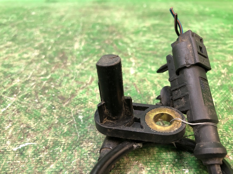 Датчик ABS задний INFINITI G35 03-07