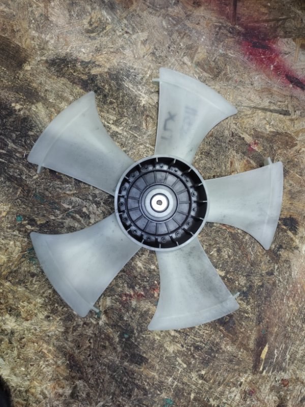 Крыльчатка вентилятора основного радиатора левая TLX 14-17 2015 Седан 2.4