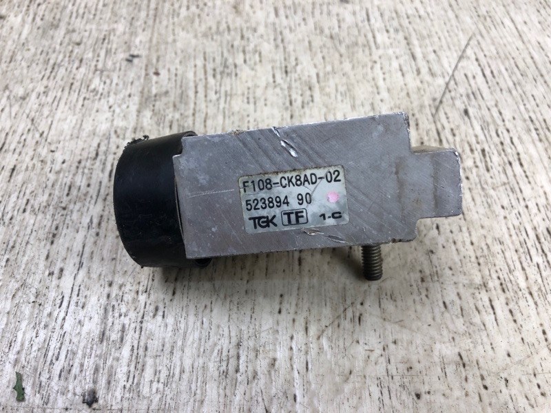 Клапан кондиционера SONATA YF 10-14 Клапан кондиционера SONATA YF 10-14