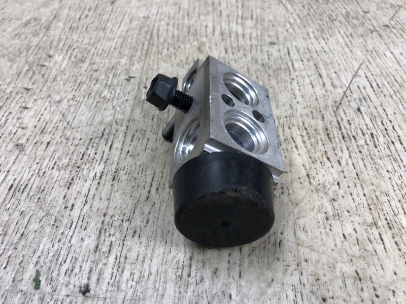 Клапан кондиционера SONATA YF 10-14 Клапан кондиционера SONATA YF 10-14