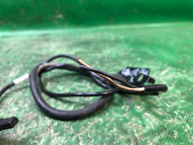 Датчик ABS передний правый LANCER X 10 07-15