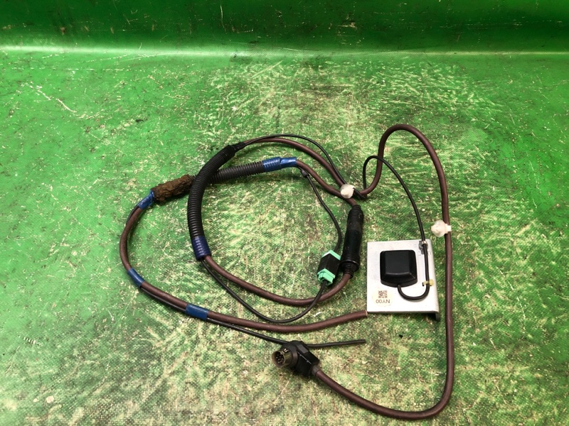 Антенна SUBARU TRIBECA B10 07-13 86277XA00A Б/У