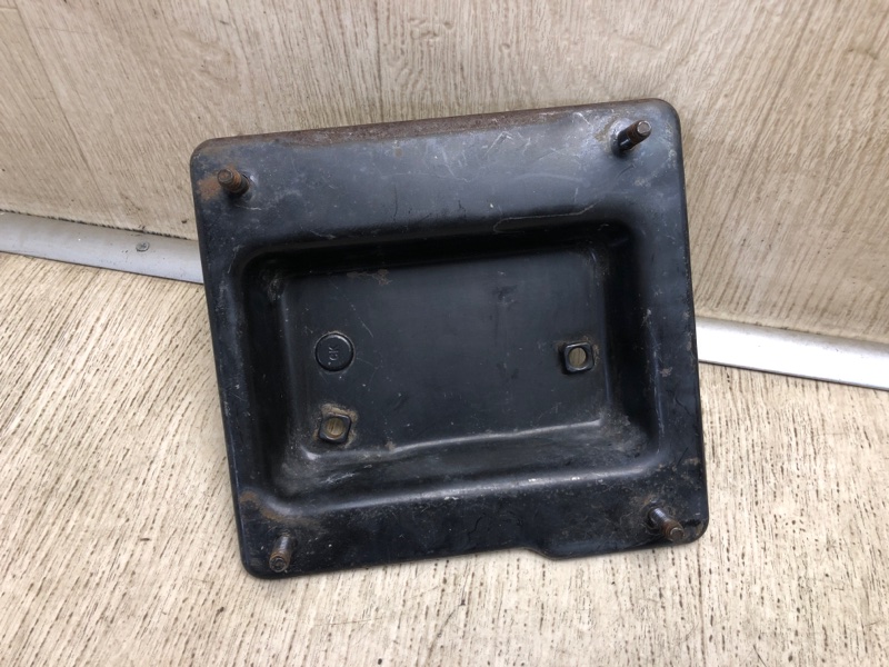 Кронштейн усилителя заднего бампера правый KIA FORTE/CERATO TD 08-13 TD 2.0 G4KD Кронштейн усилителя заднего бампера правый KIA FORTE/CERATO TD 08-13 TD 2.0 G4KD