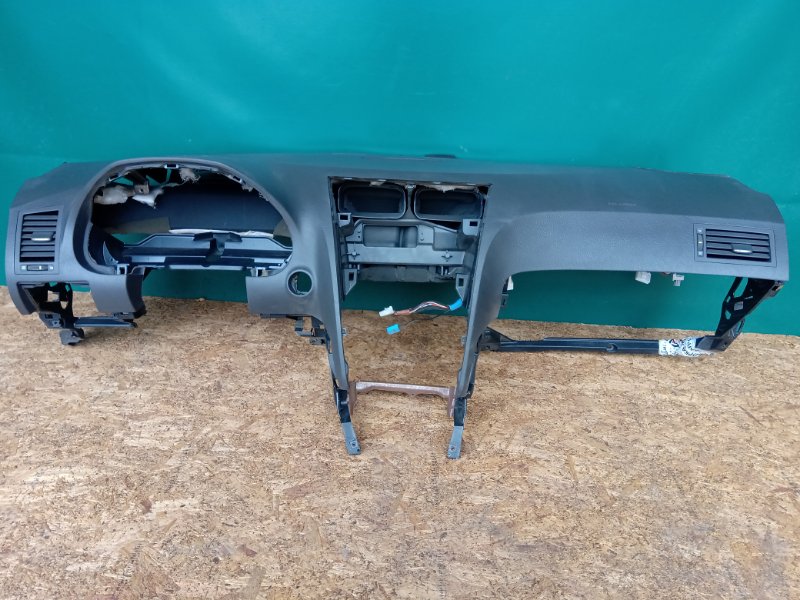 Торпедо LEXUS GS350 GS300 05-11 55401-30730-C0 Б/У