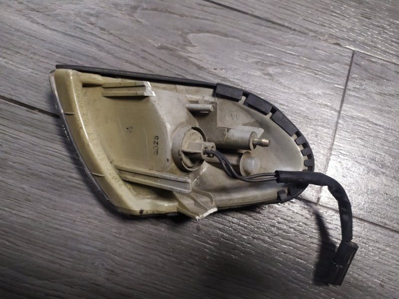 Указатель поворота передний левый XEDOS 9 X9 (TA) 93-02